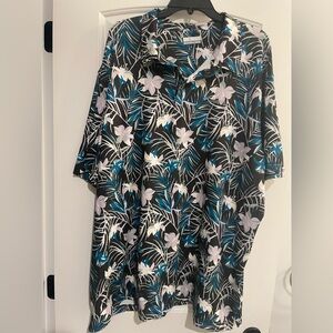 Columbia PFG men’s polo. Size 3XT. Palm print with Omni-Shade. Black/blue/white